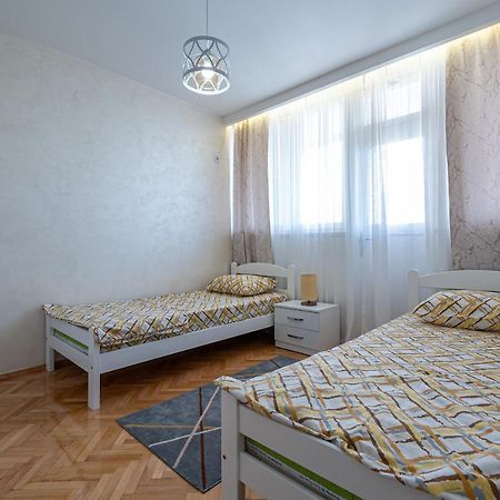 Clock Tower Lux Apartment Podgorica Buitenkant foto