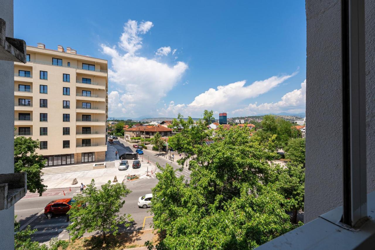 Clock Tower Lux Apartment Podgorica Buitenkant foto